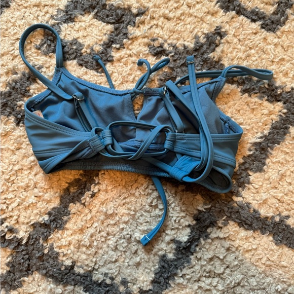 blue target bikini top - Picture 3 of 4